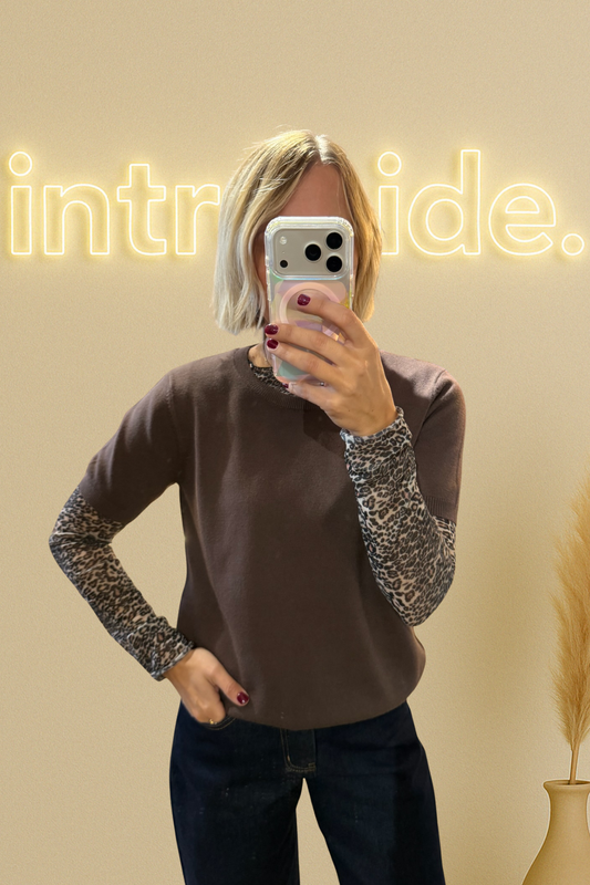 Le pull Essentiel – chocolat 🤎