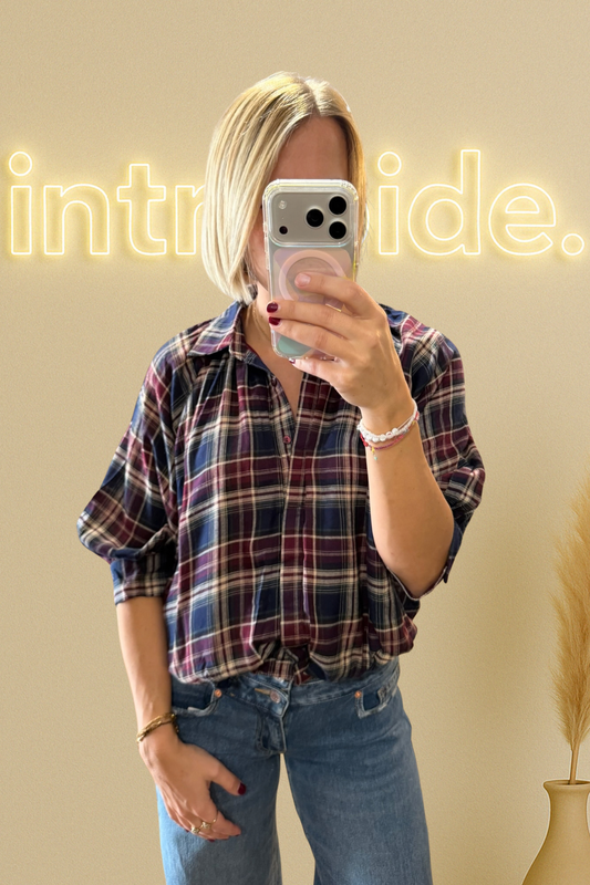 La Chemise Billie – Bordeaux & Bleu 🤎💙