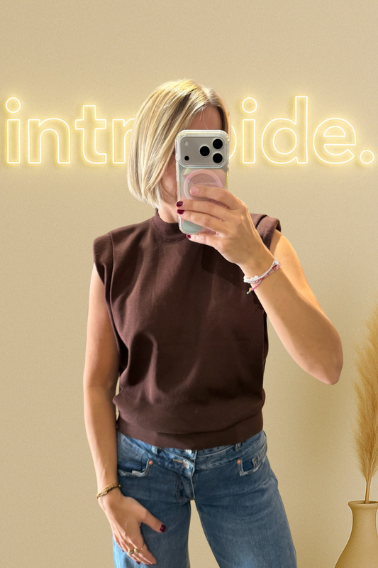 Le pull Ava sans manches - chocolat 🤎