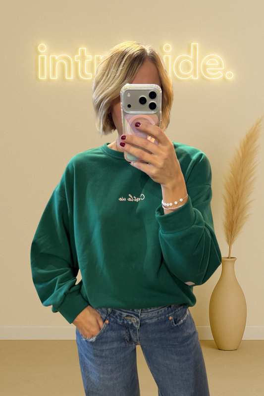Le sweat C’est la vie – vert prairie 🍀