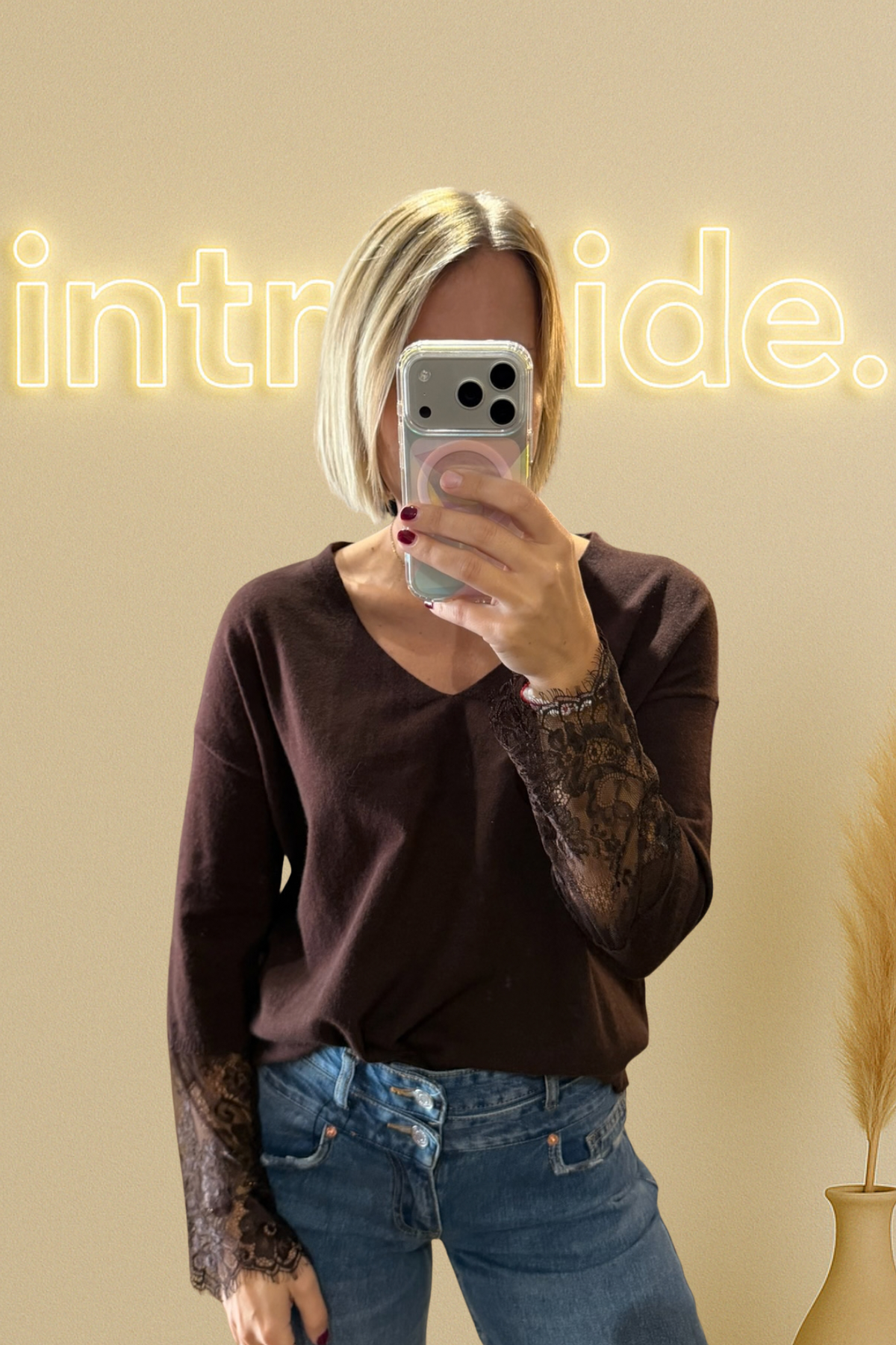 Le pull Dentelle – chocolat 🤎