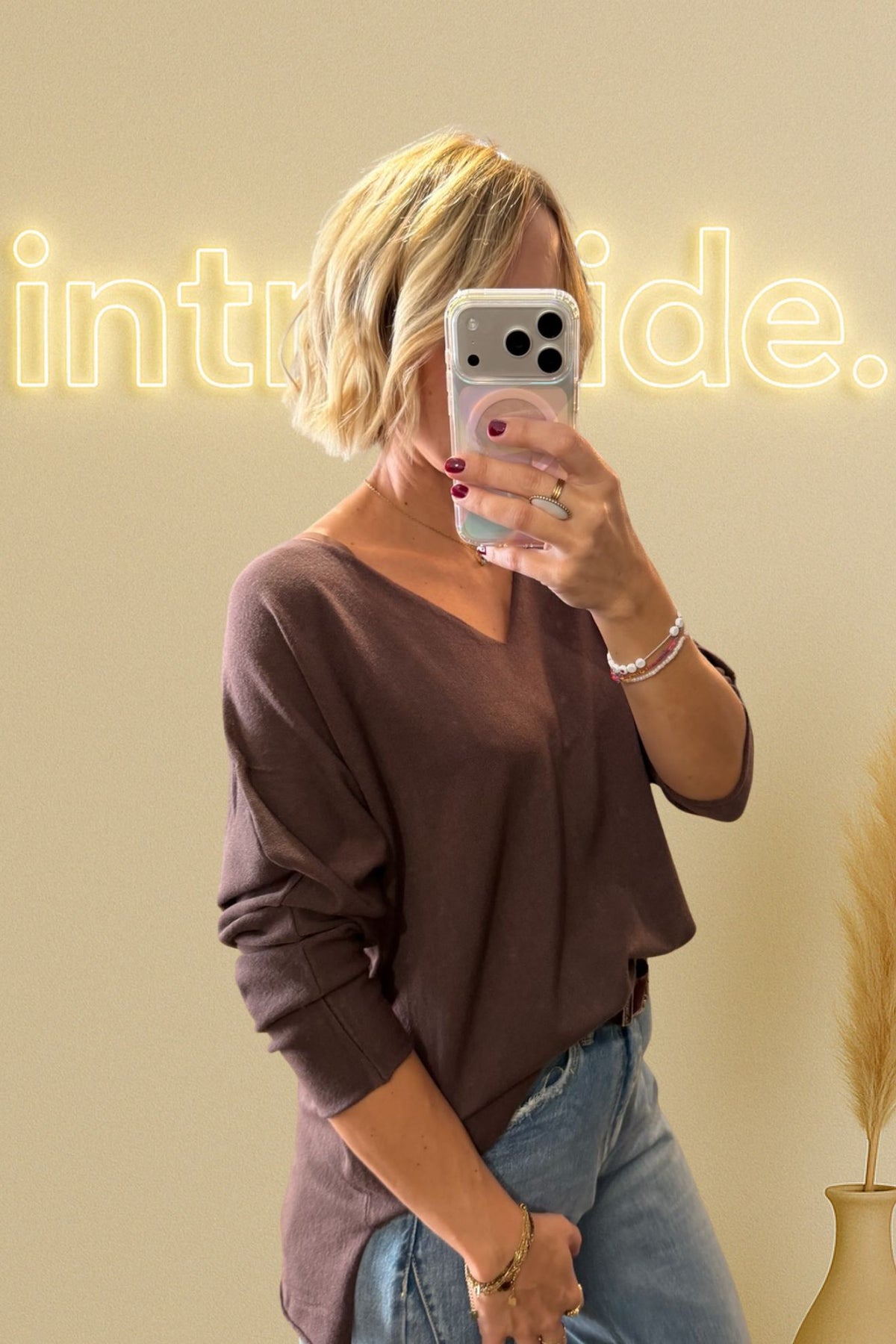 Le pull loose col V 3 % cachemire - chocolat 🤎