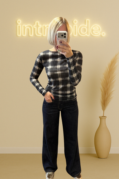 Le sous-pull tartan - Noir & écru 🖤🤍