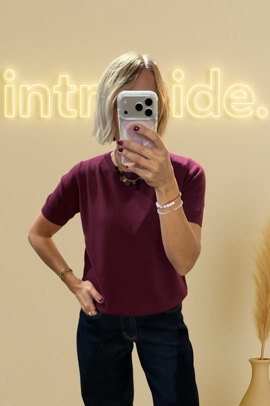 Le pull Essentiel – burgundy ♥️