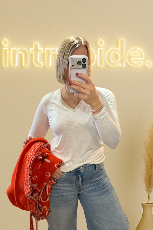 🤍 Haut manches longues col V - écru et liseret doré