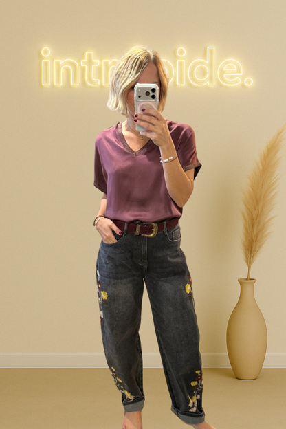 Le jean Wildflower – gris délavé 🌸🩶