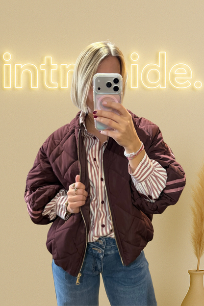 La chemise rayée brodée - prune 🤍🍇