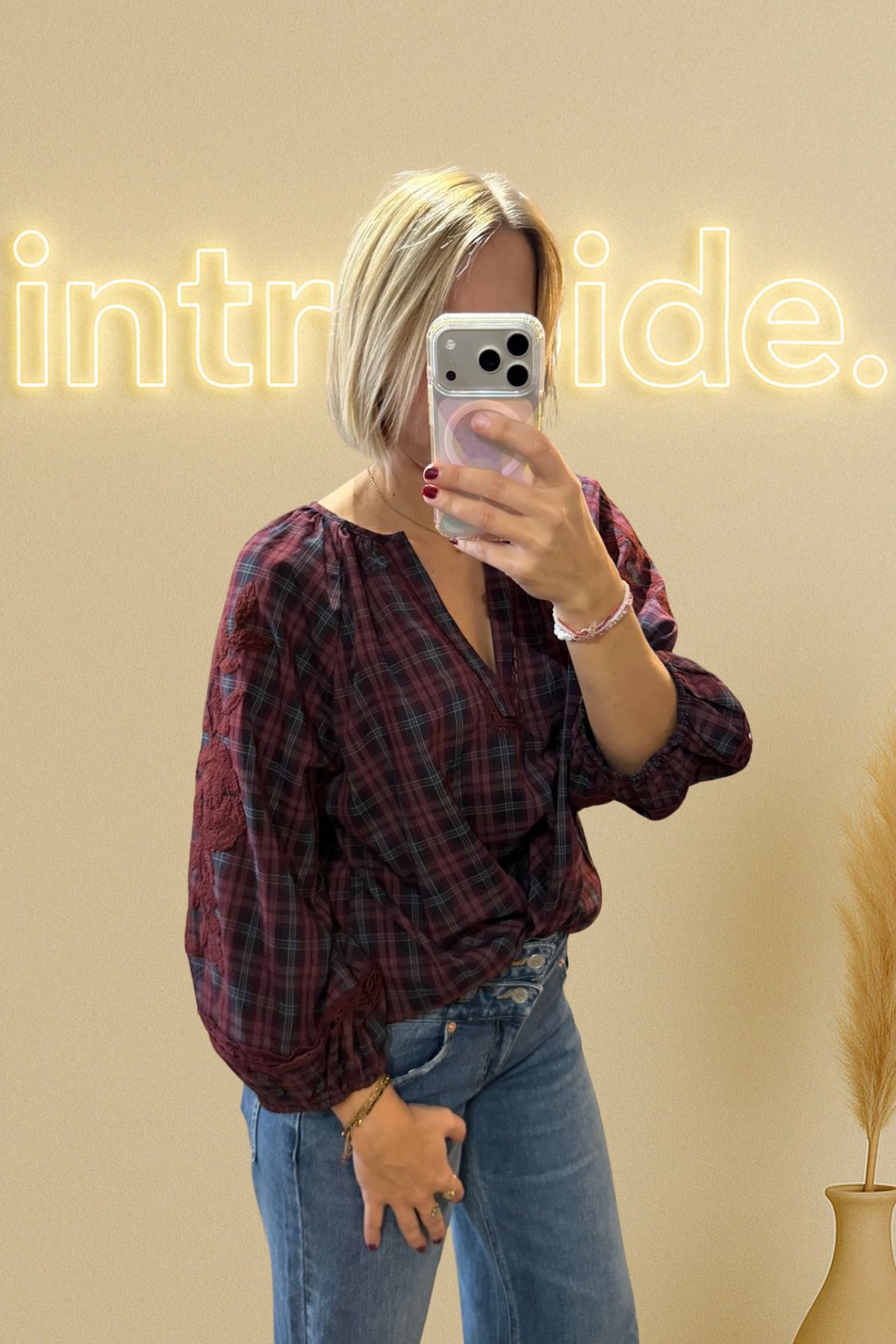 La blouse à carreaux Alba-  bordeaux et marine 🍇💙